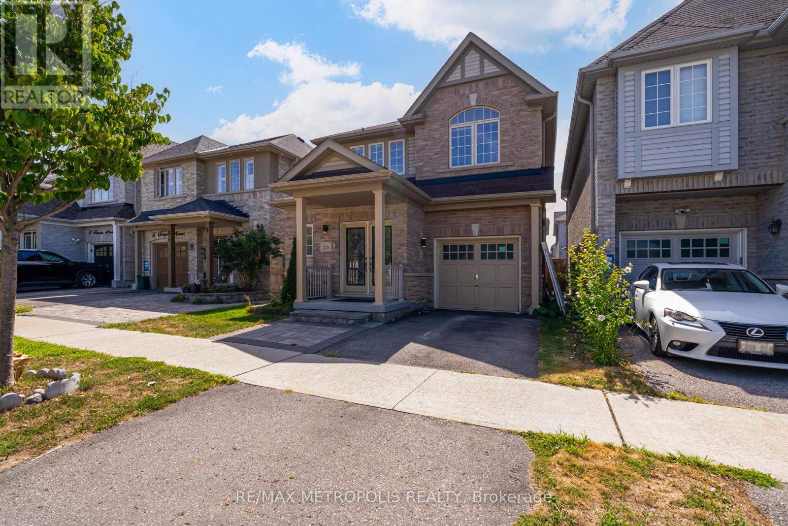 Photo 3 of 55 Formosa Avenue, Ajax ON