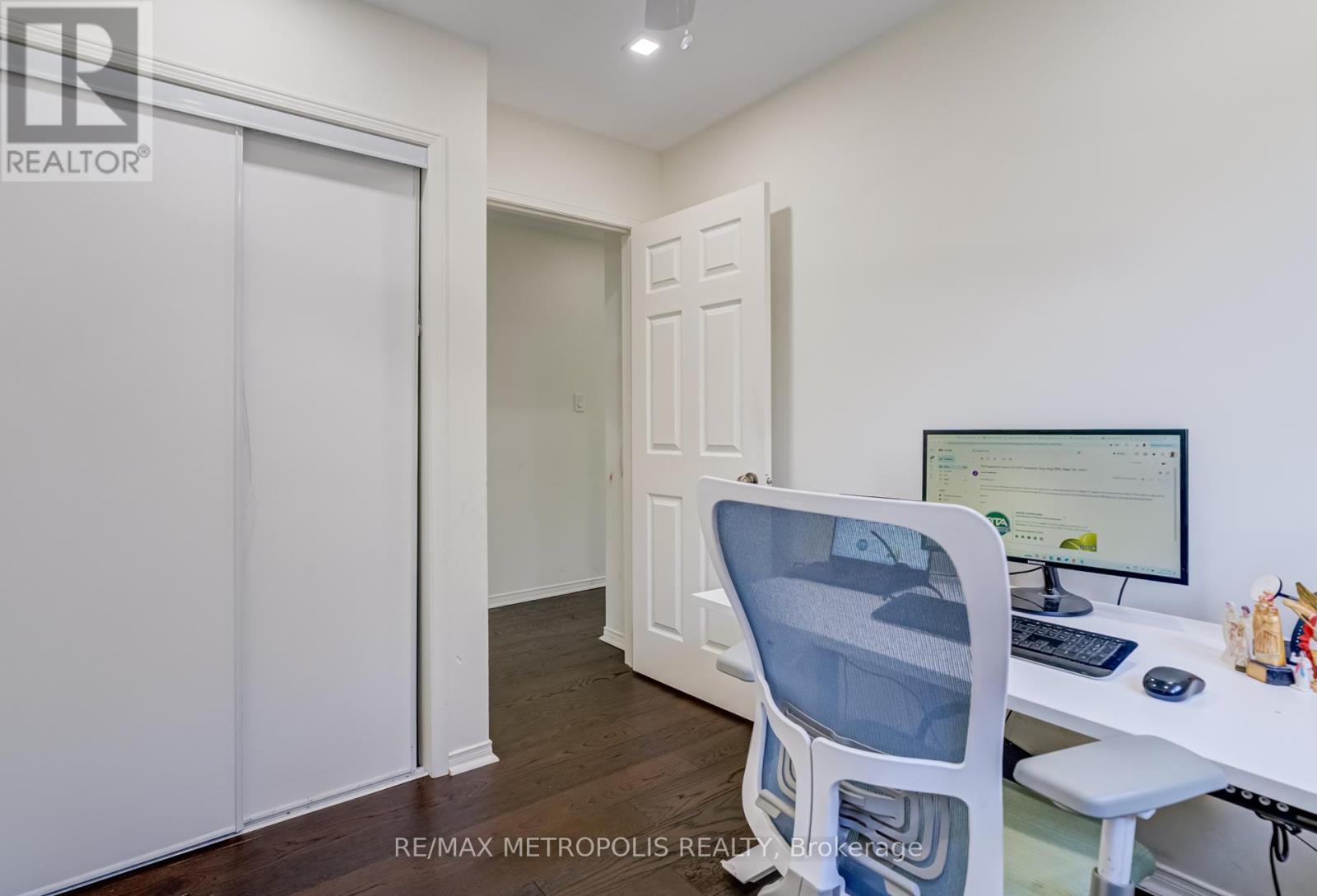 Photo 31 of 55 Formosa Avenue, Ajax ON