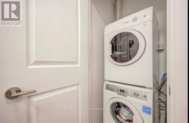Photo 20 of 812 9199 Yonge Street, Richmond Hill ON