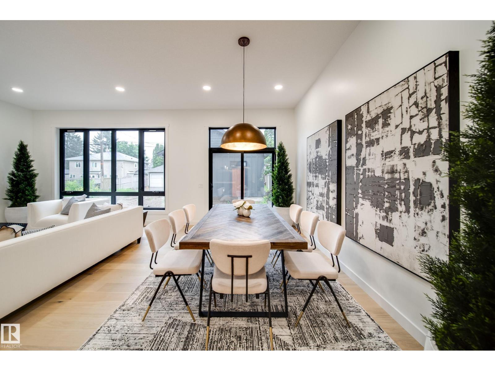 Photo 23 of 40 A Valleyview Cr Nw, Edmonton AB