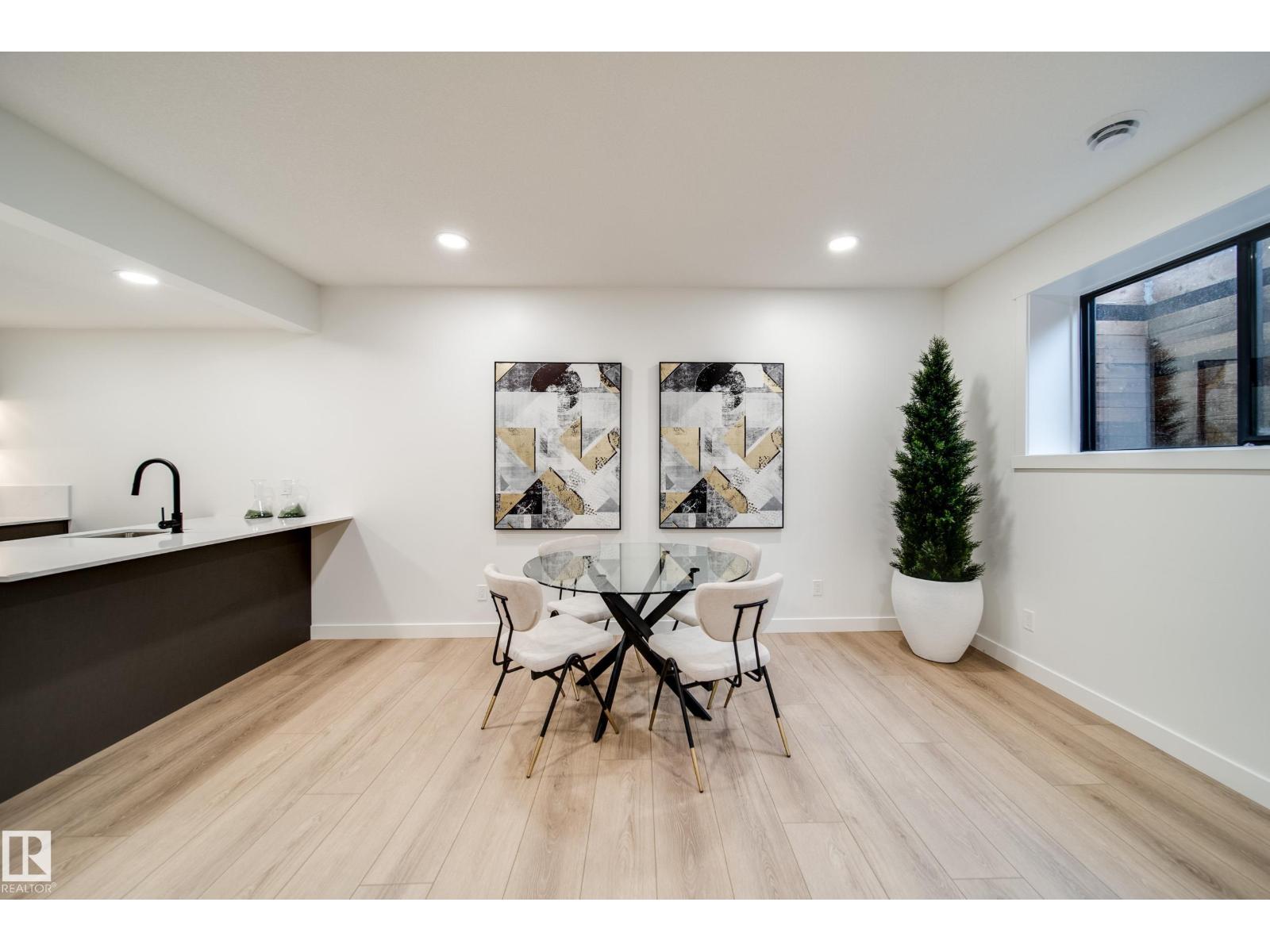 Photo 56 of 40 A Valleyview Cr Nw, Edmonton AB