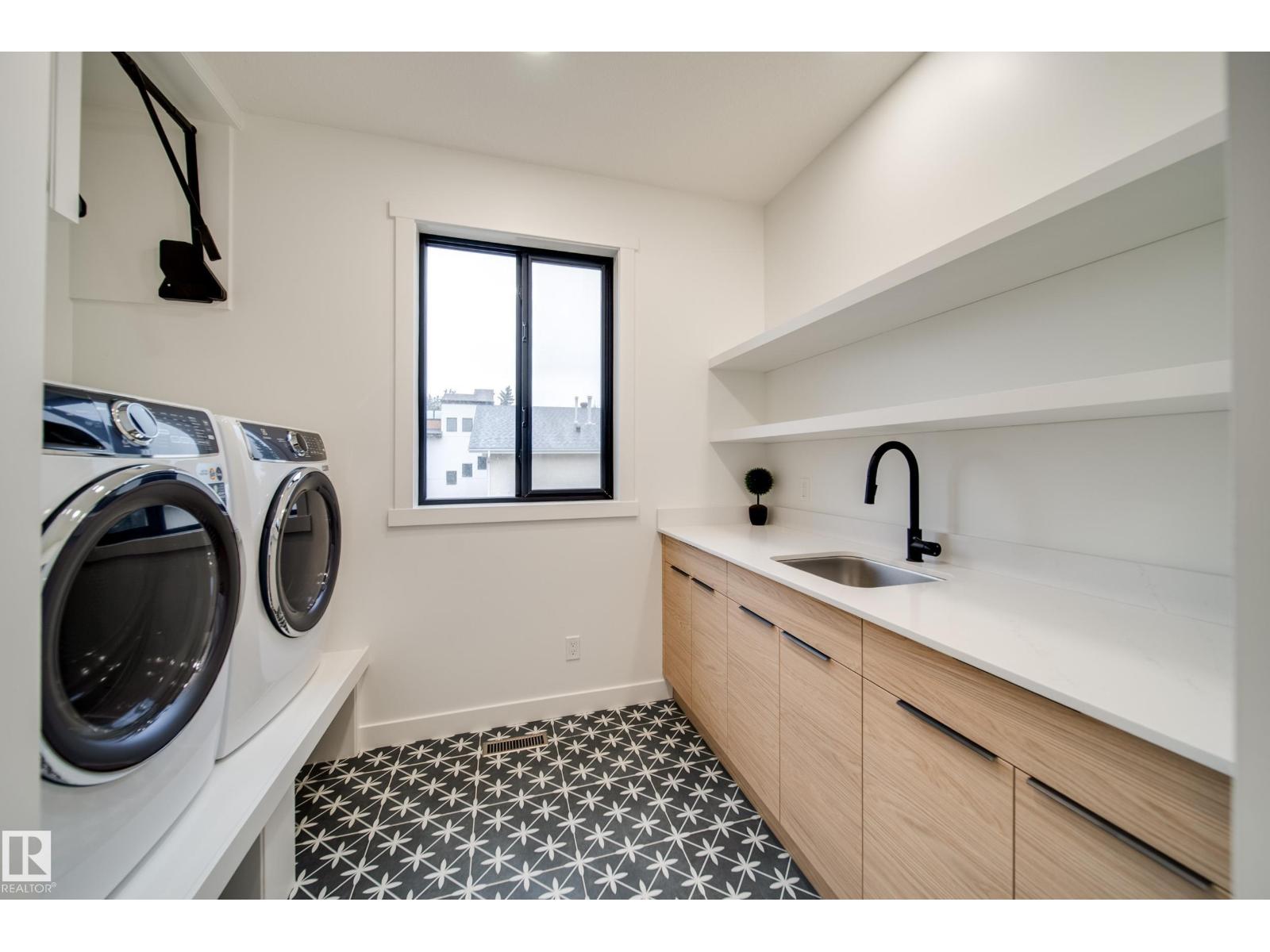 Photo 44 of 40 A Valleyview Cr Nw, Edmonton AB
