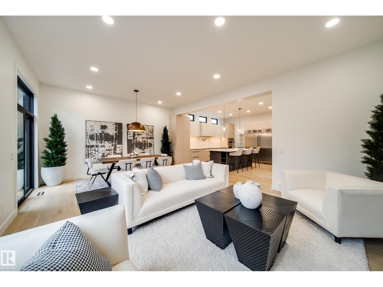 Photo 28 of 40 A Valleyview Cr Nw, Edmonton AB