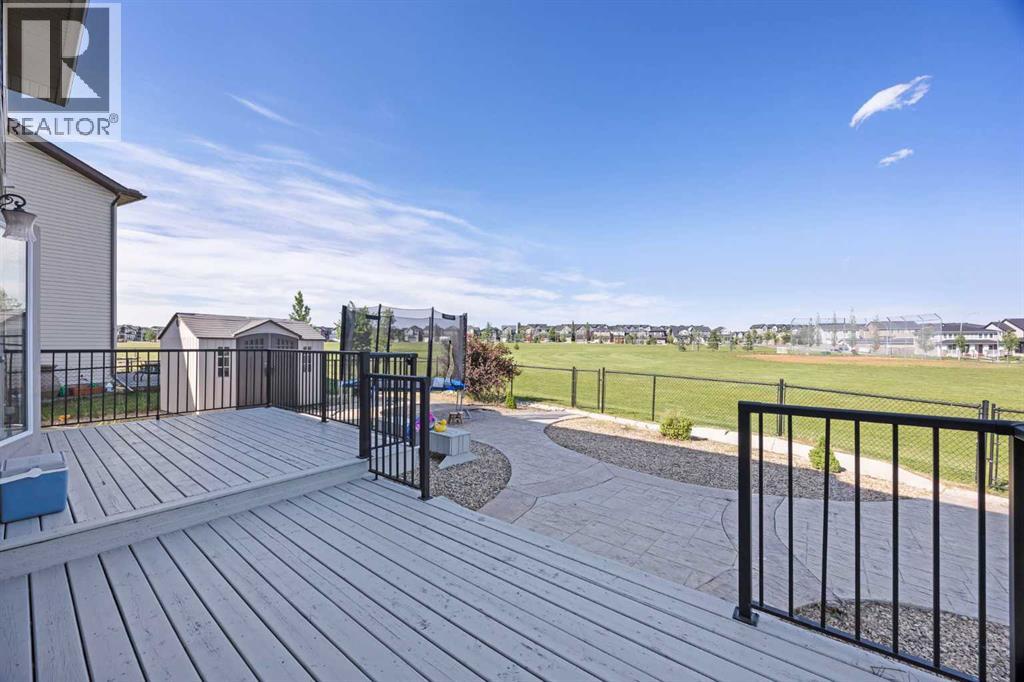 Single Family House for Sale in  Evansfield Place NW Evanston Calgary 