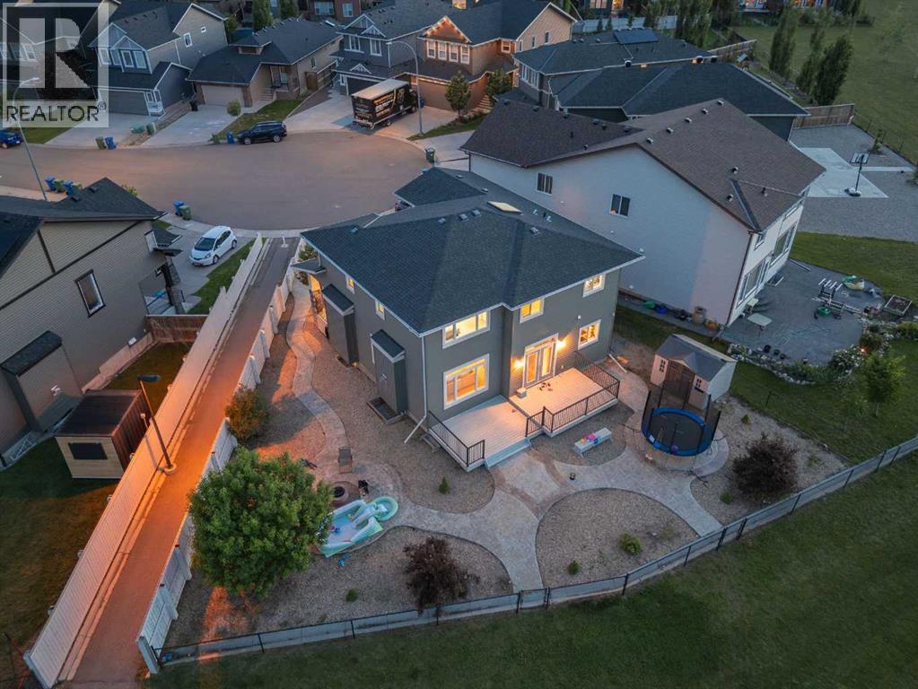 Single Family House for Sale in  Evansfield Place NW Evanston Calgary 