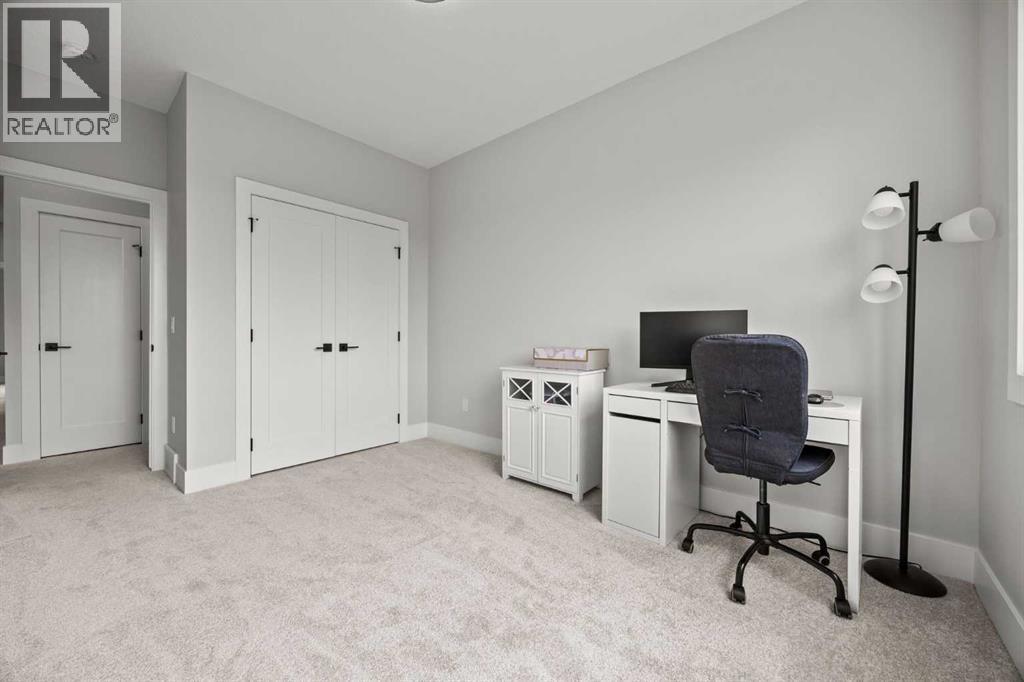 Single Family House for Sale in   Avenue NW Mount Pleasant Calgary 