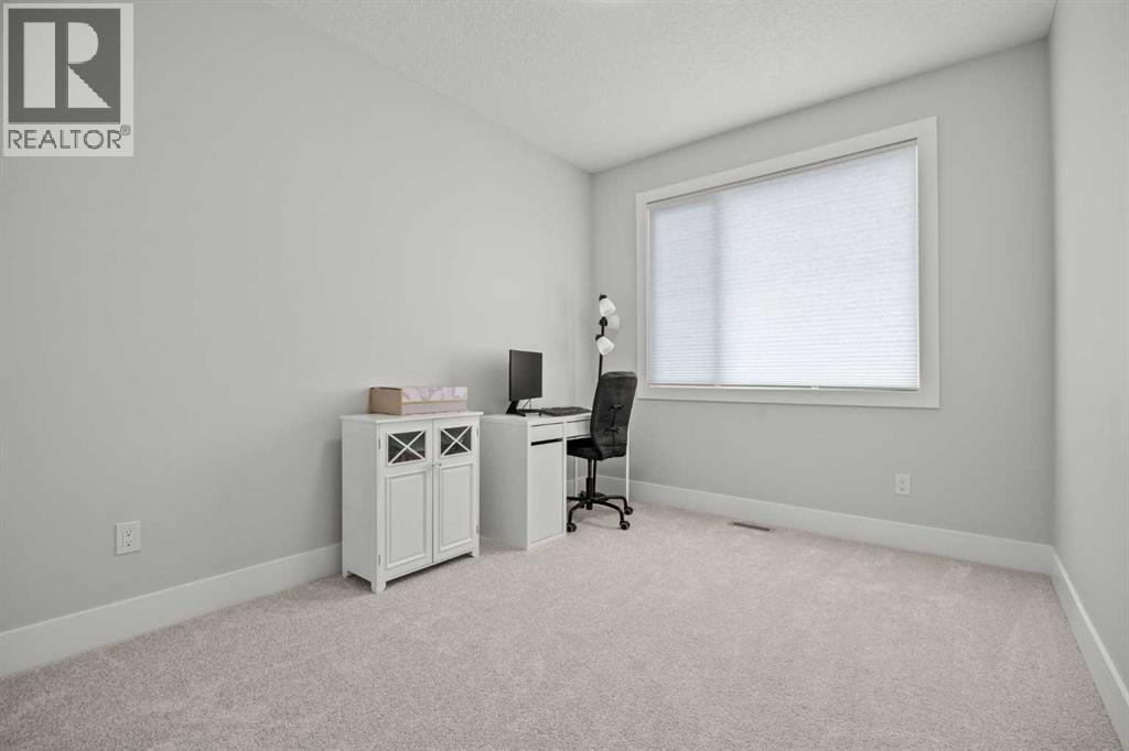 Single Family House for Sale in   Avenue NW Mount Pleasant Calgary 