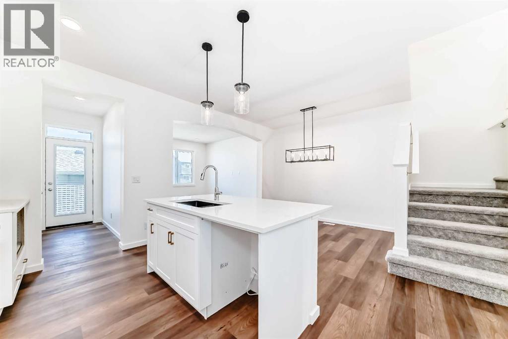 Single Family House for Sale in  Bartlett Crescent SE Rangeview Calgary 