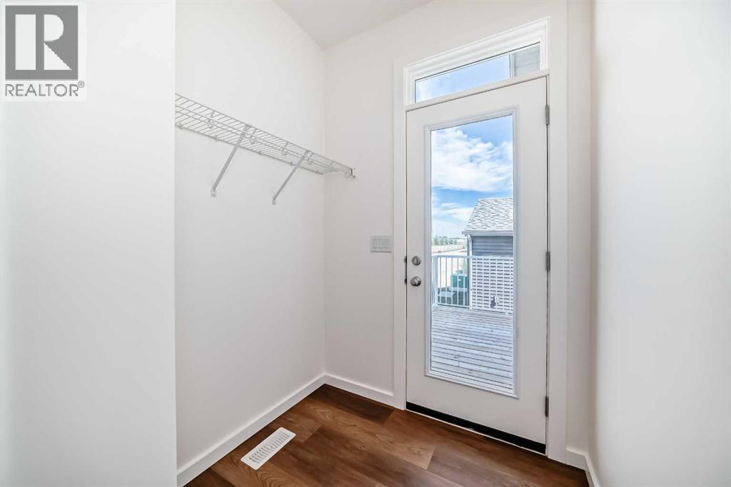 Single Family House for Sale in  Bartlett Crescent SE Rangeview Calgary 
