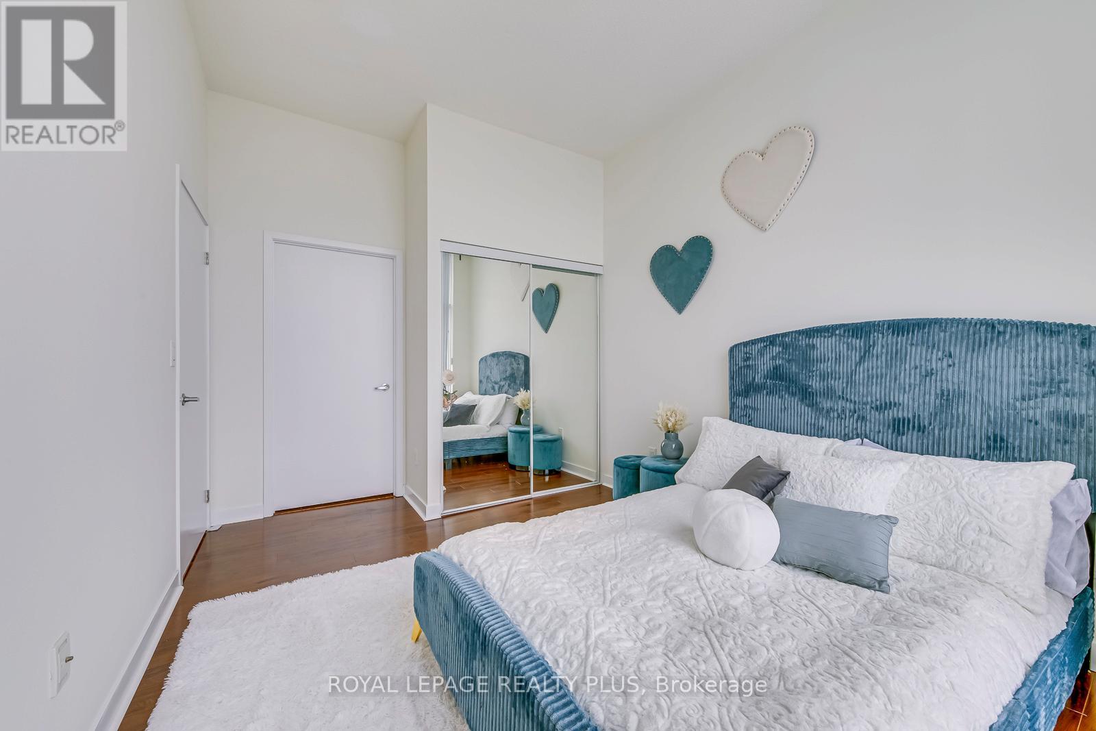 Photo 24 of 2202 365 Prince Of Wales Drive, Mississauga ON