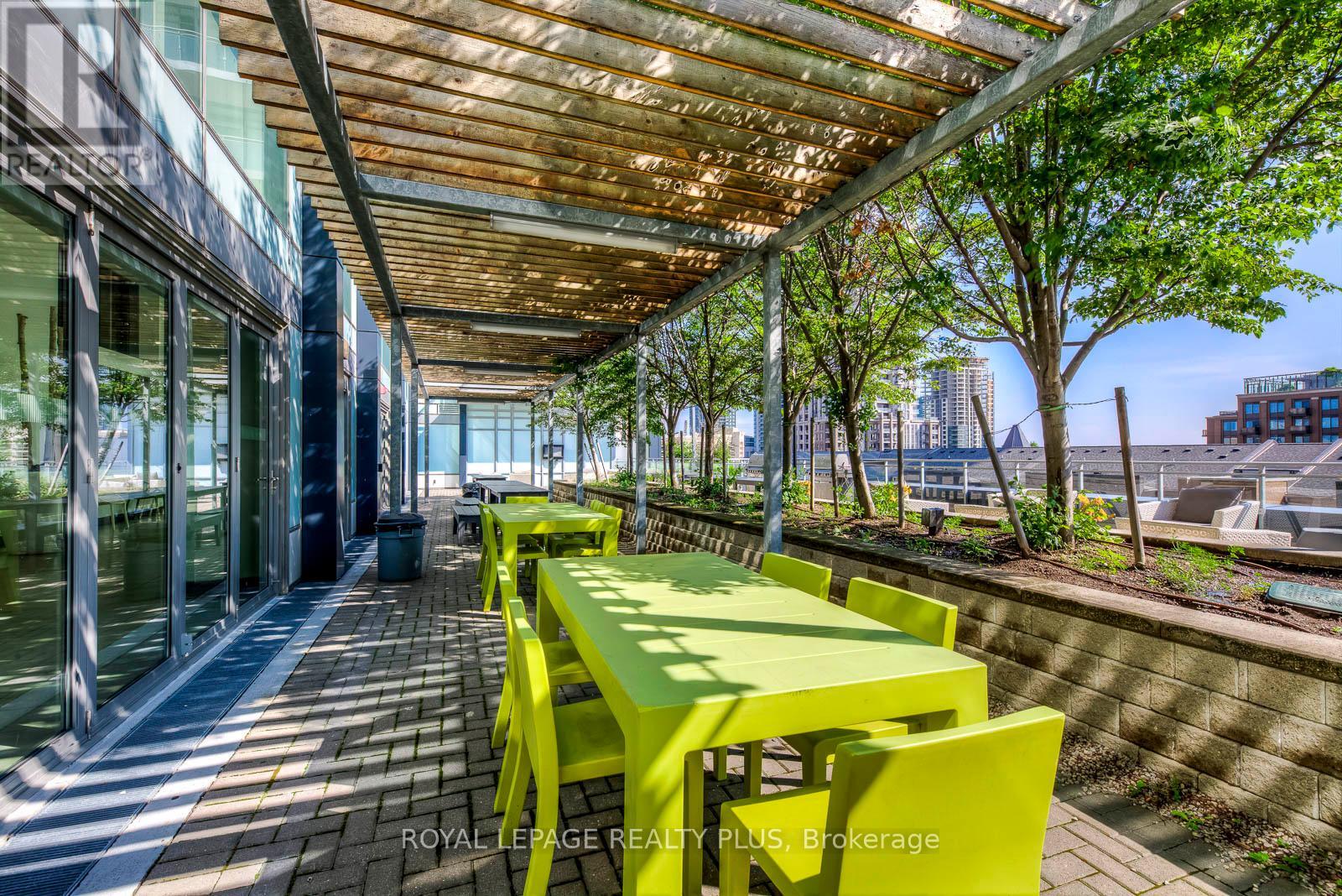 Photo 40 of 2202 365 Prince Of Wales Drive, Mississauga ON