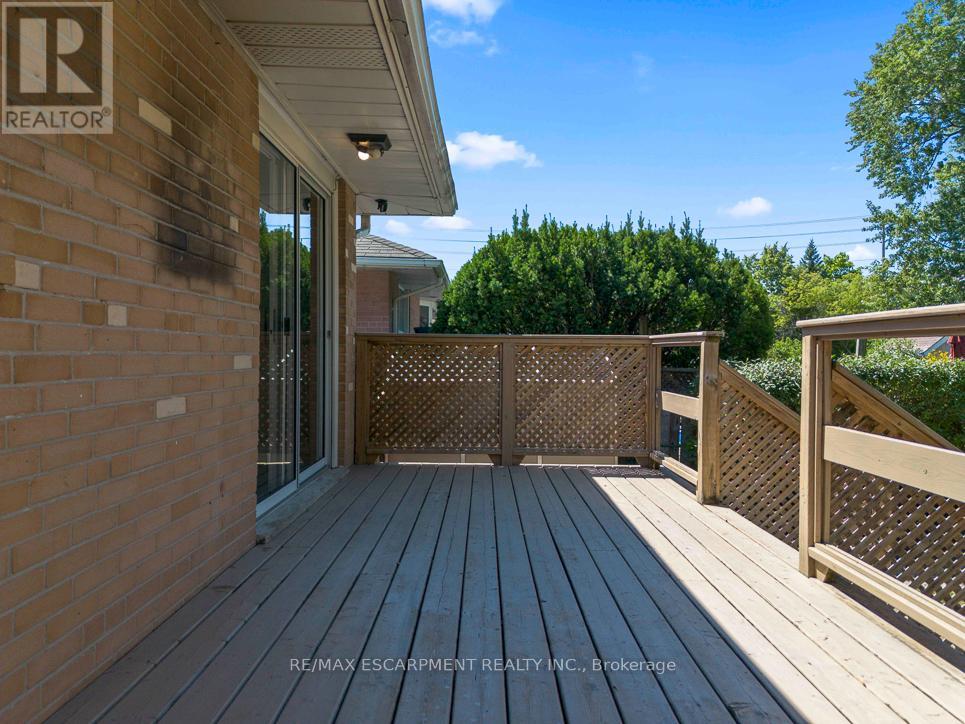 Photo 43 of 2749 Truscott Drive, Mississauga ON