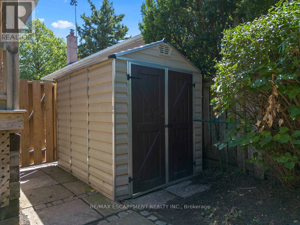 Photo 45 of 2749 Truscott Drive, Mississauga ON