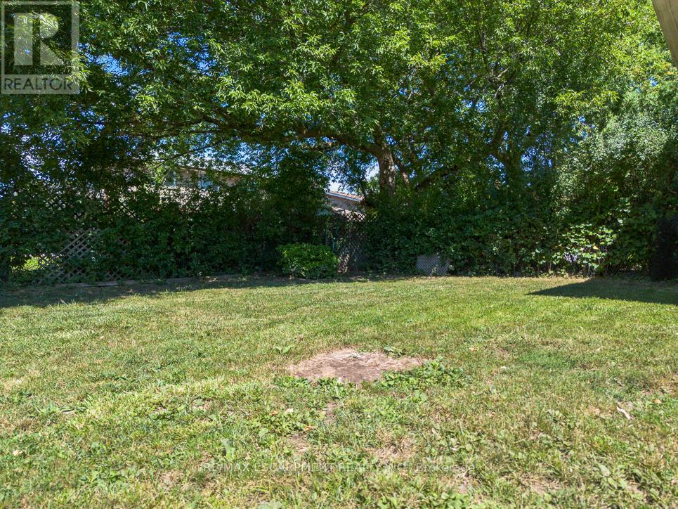 Photo 46 of 2749 Truscott Drive, Mississauga ON
