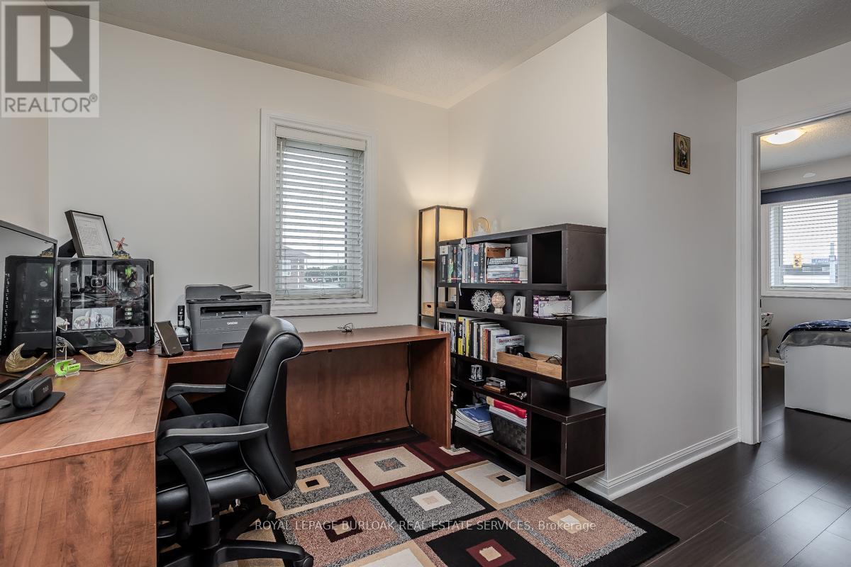 Photo 13 of 4336 Fairview Street, Burlington ON