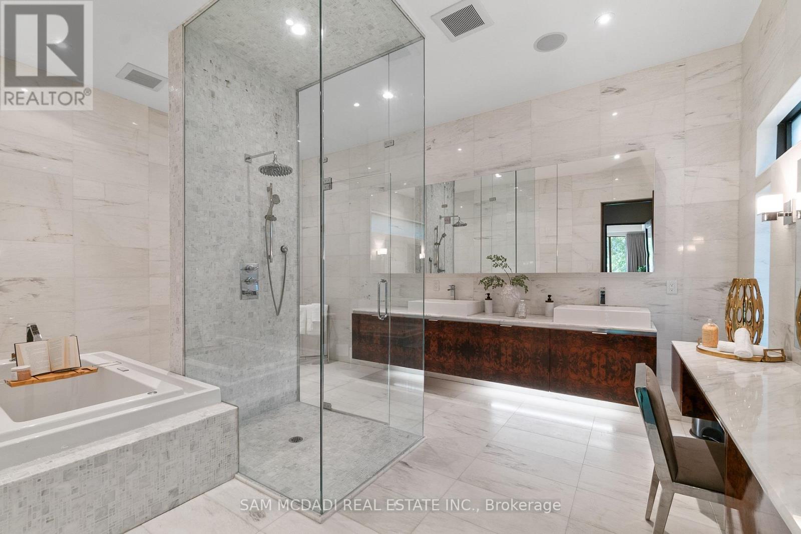 Photo 26 of 1287 Birchview Drive, Mississauga ON