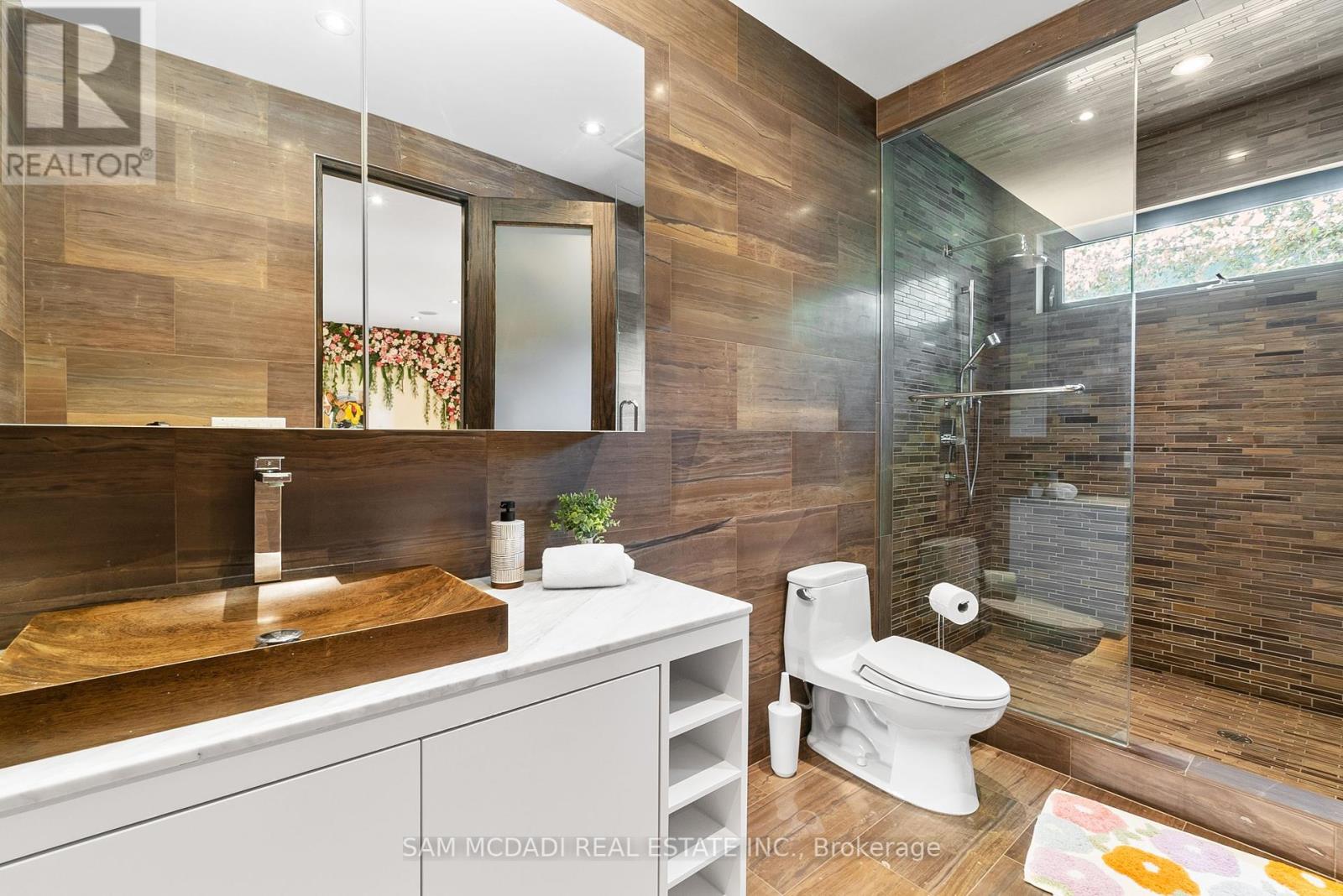 Photo 19 of 1287 Birchview Drive, Mississauga ON