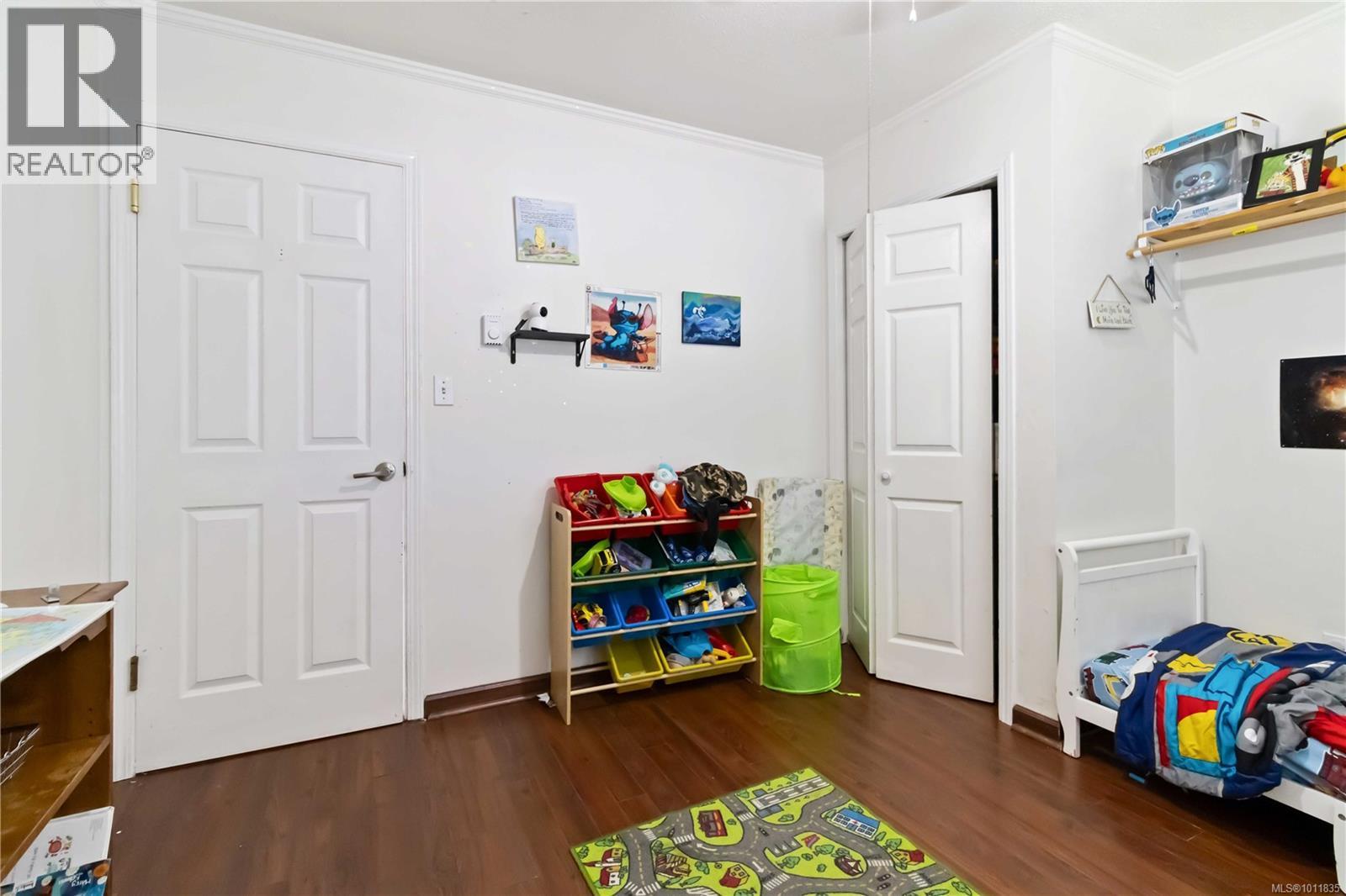 Photo 18 of 4131 Barrington Rd, Saanich BC