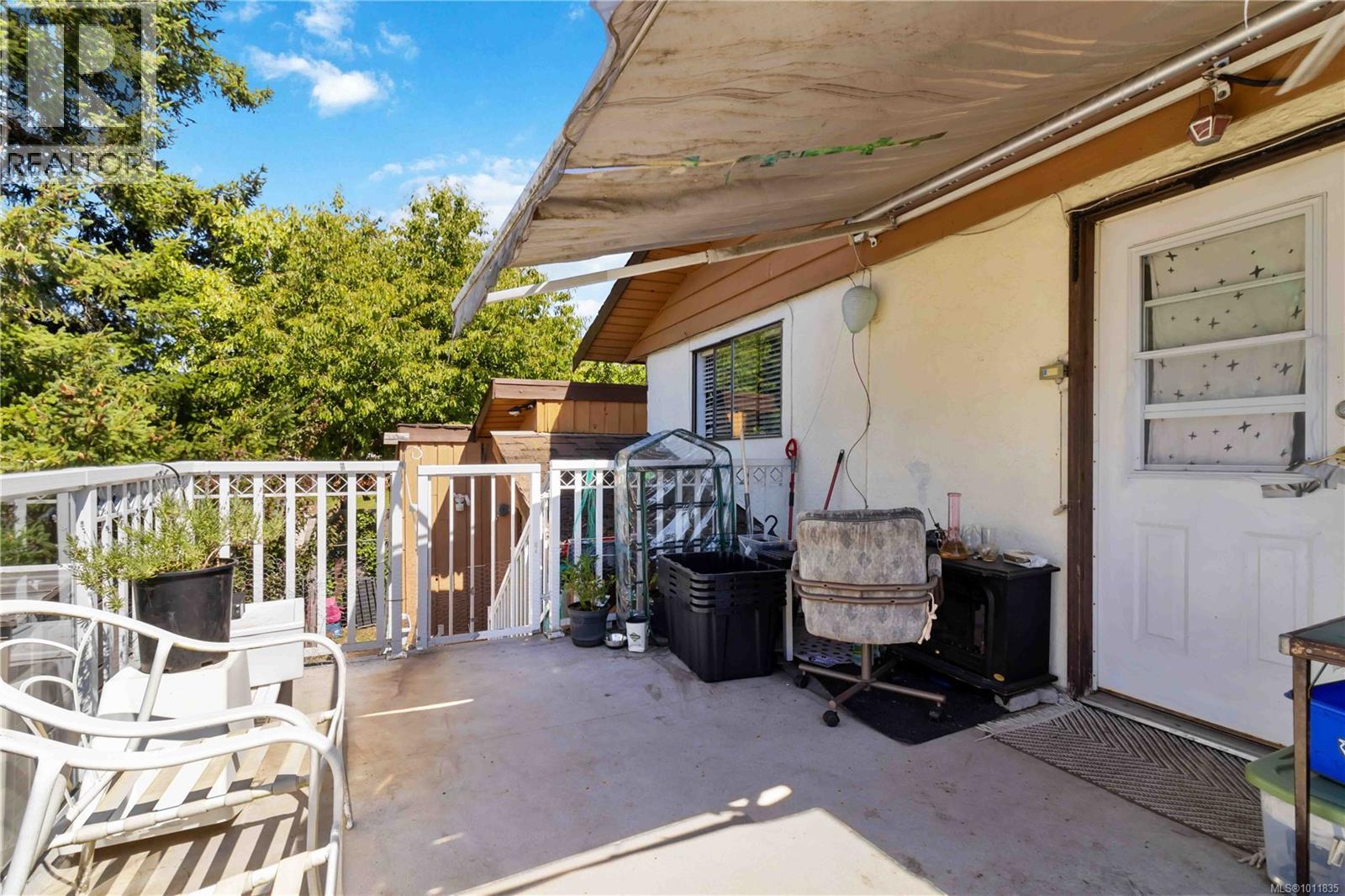 Photo 26 of 4131 Barrington Rd, Saanich BC