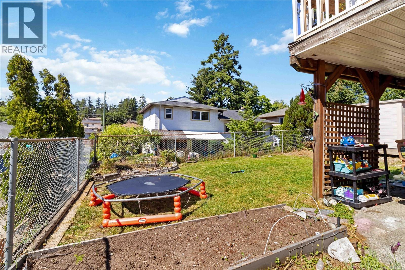 Photo 31 of 4131 Barrington Rd, Saanich BC