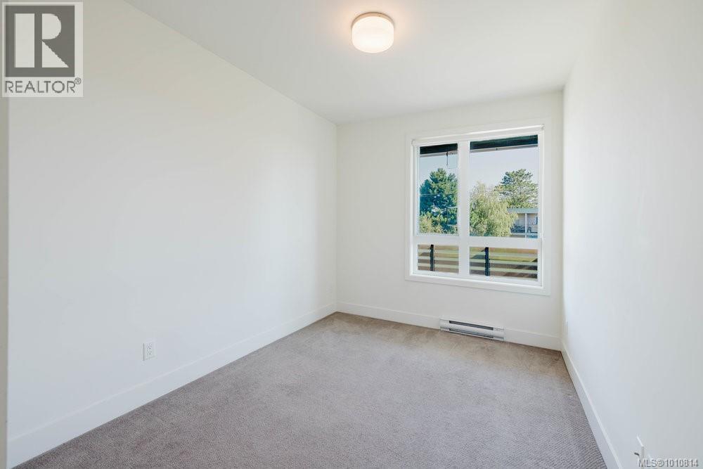 Photo 19 of 301 317 Burnside Rd E, Victoria BC