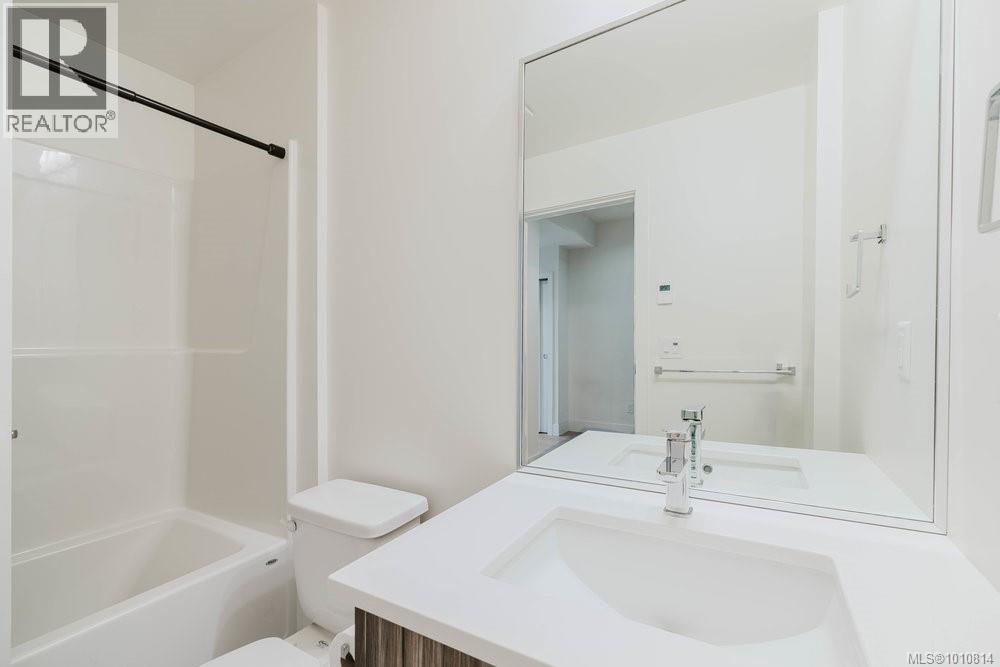 Photo 20 of 301 317 Burnside Rd E, Victoria BC