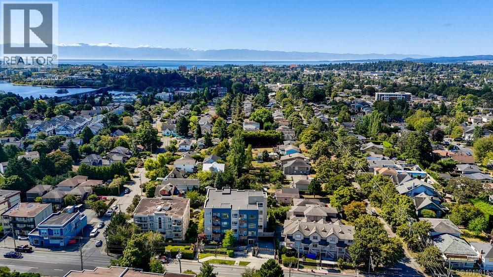Photo 28 of 301 317 Burnside Rd E, Victoria BC