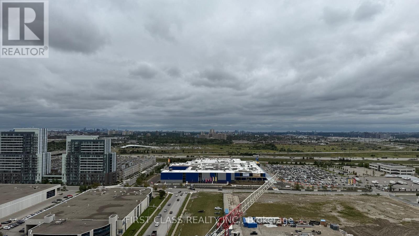 Photo 32 of 2512 28 Interchange Way, Vaughan ON