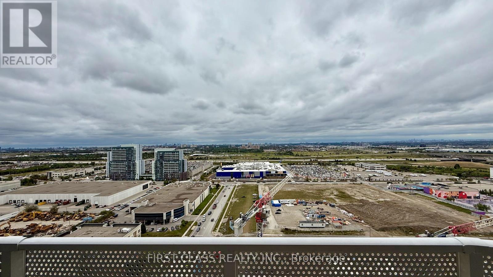 Photo 29 of 2512 28 Interchange Way, Vaughan ON