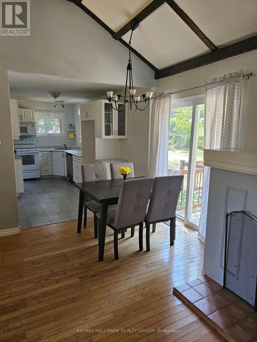 Photo 11 of 155 Macmillan Lane, Ottawa ON