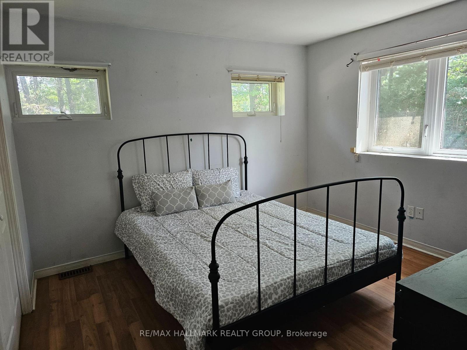 Photo 13 of 155 Macmillan Lane, Ottawa ON