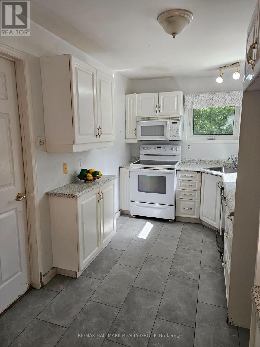 Photo 18 of 155 Macmillan Lane, Ottawa ON