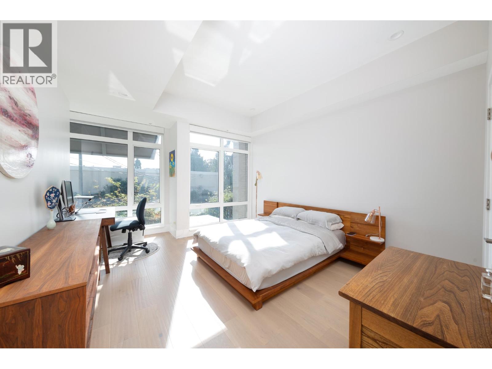 Photo 19 of 205 1591 Bowser Avenue, North Vancouver BC