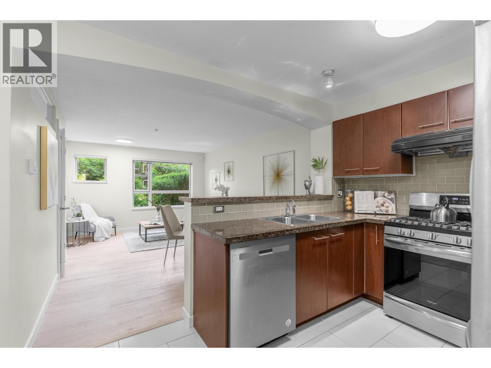 Photo 1 of 5102 5111 Garden City Road, Richmond BC