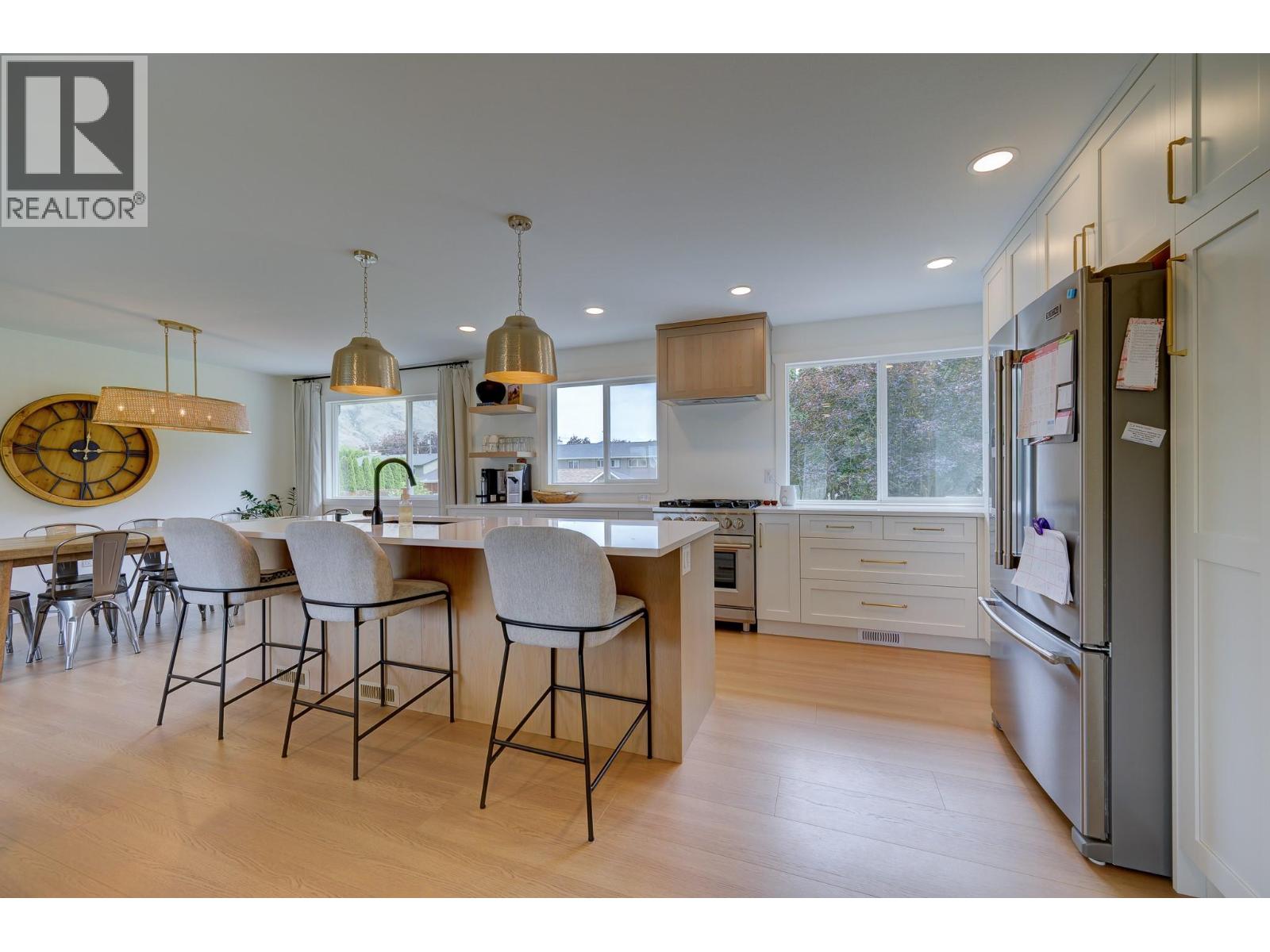 Photo 12 of 763 Morven Drive, Kamloops BC