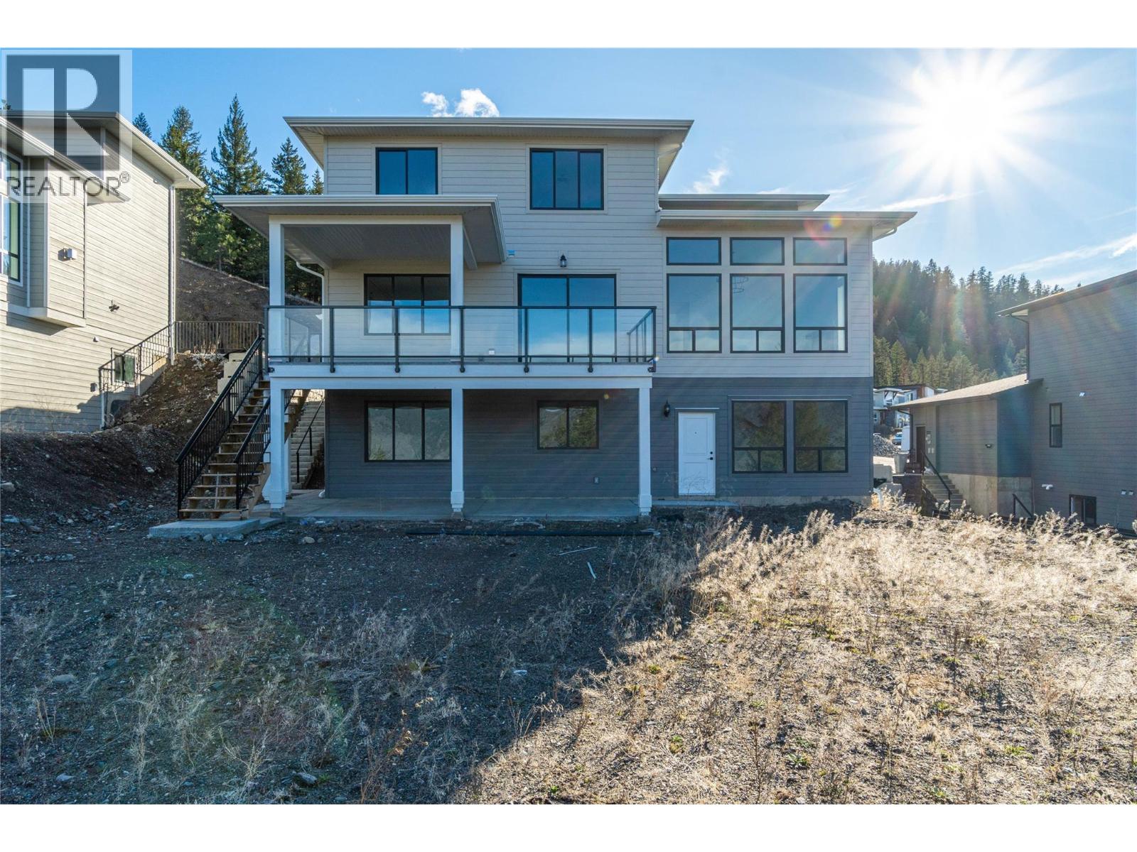 Photo 10 of 1762 Balsam Place, Kamloops BC