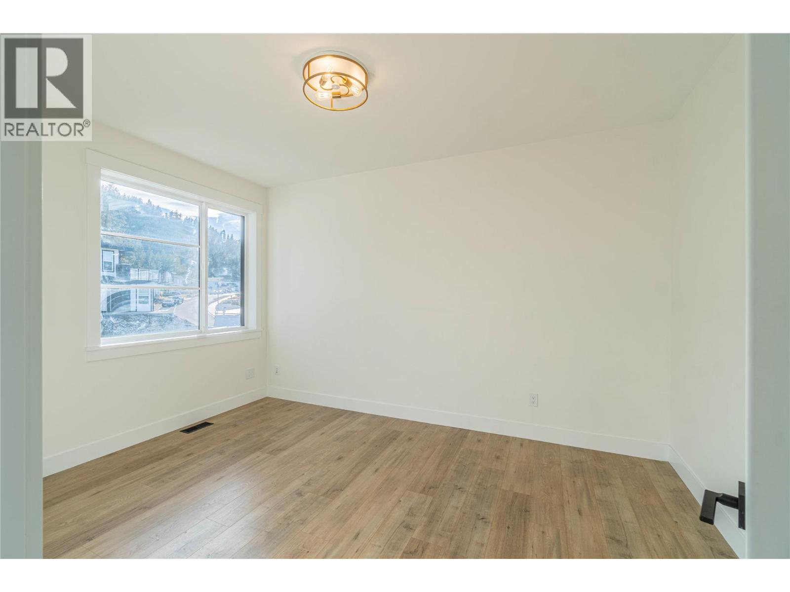 Photo 17 of 1762 Balsam Place, Kamloops BC