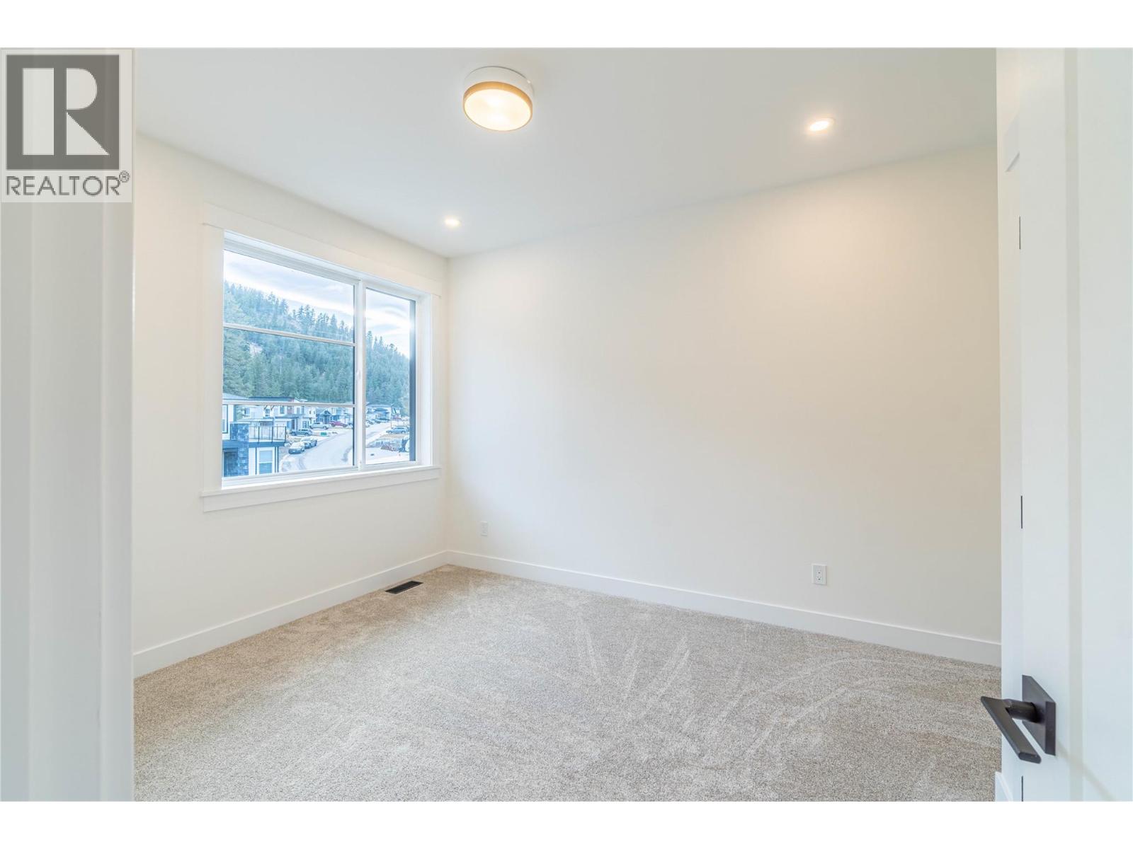 Photo 38 of 1762 Balsam Place, Kamloops BC