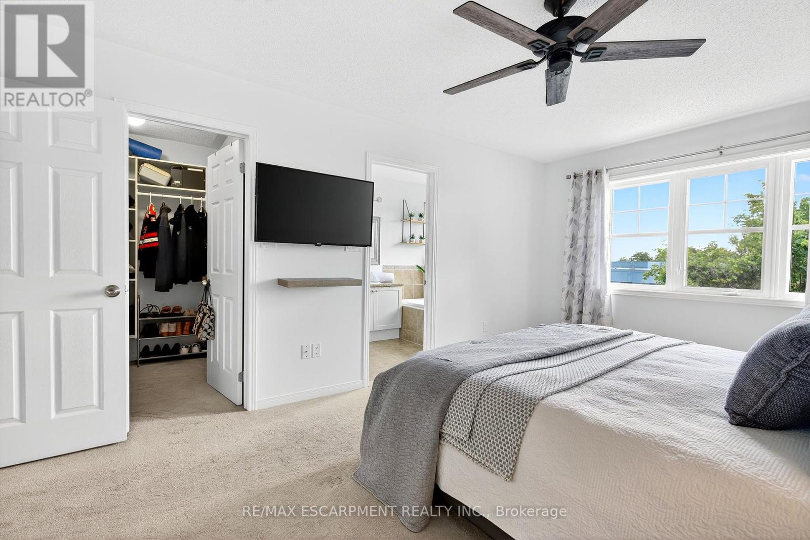 Photo 19 of 161 Nisbet Boulevard, Hamilton ON