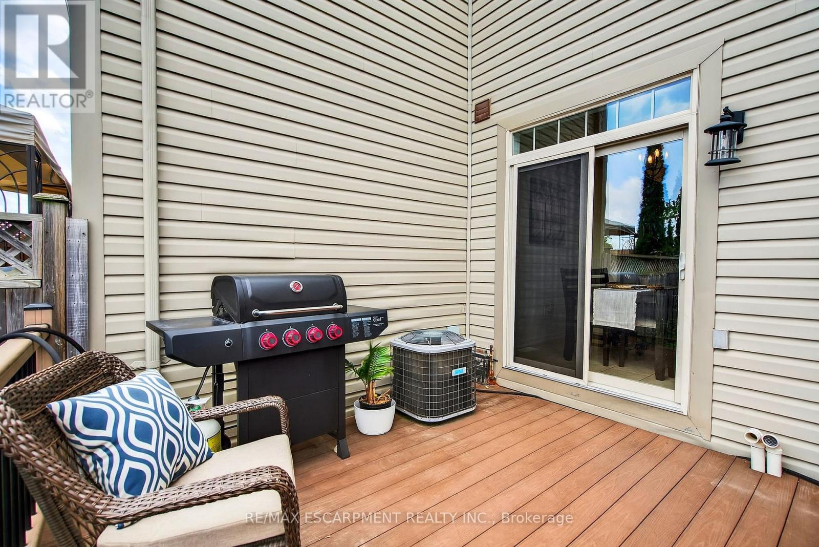 Photo 22 of 161 Nisbet Boulevard, Hamilton ON