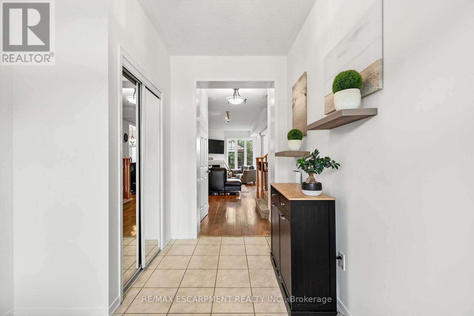 Photo 13 of 161 Nisbet Boulevard, Hamilton ON
