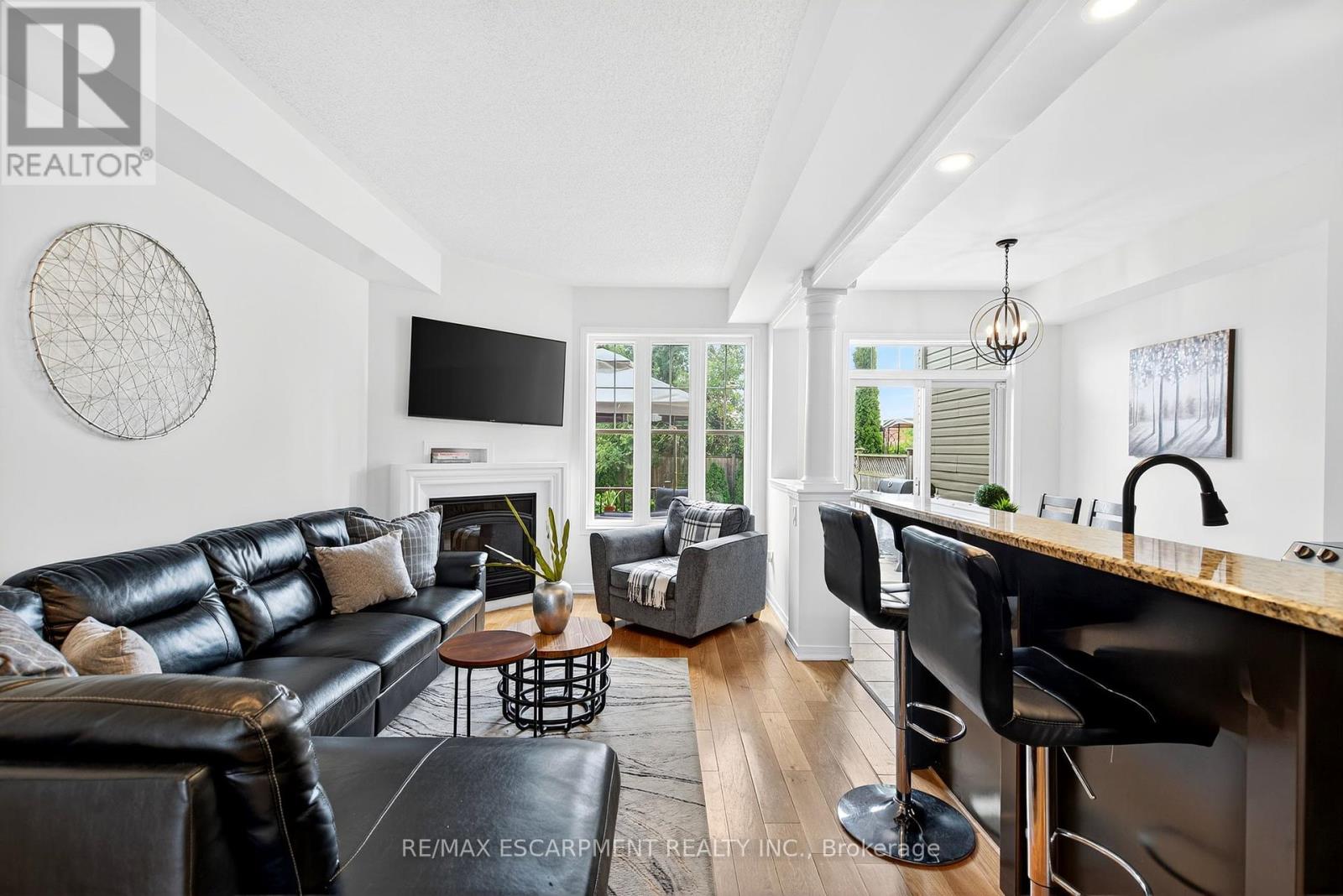 Photo 12 of 161 Nisbet Boulevard, Hamilton ON