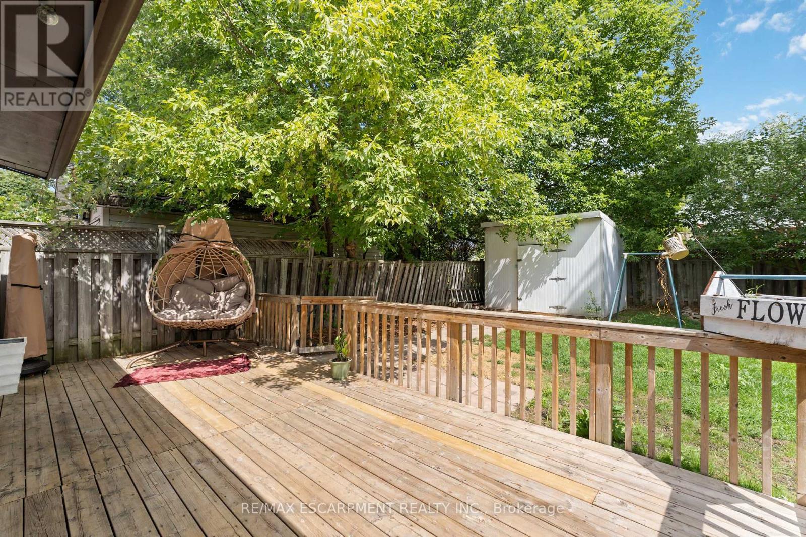 Photo 33 of 197 East 12 Th Street, Hamilton ON