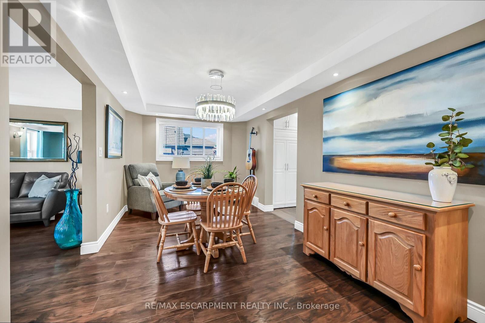Single Family House for Sale in  COCHRANE ROAD Hamilton (Rosedale) 