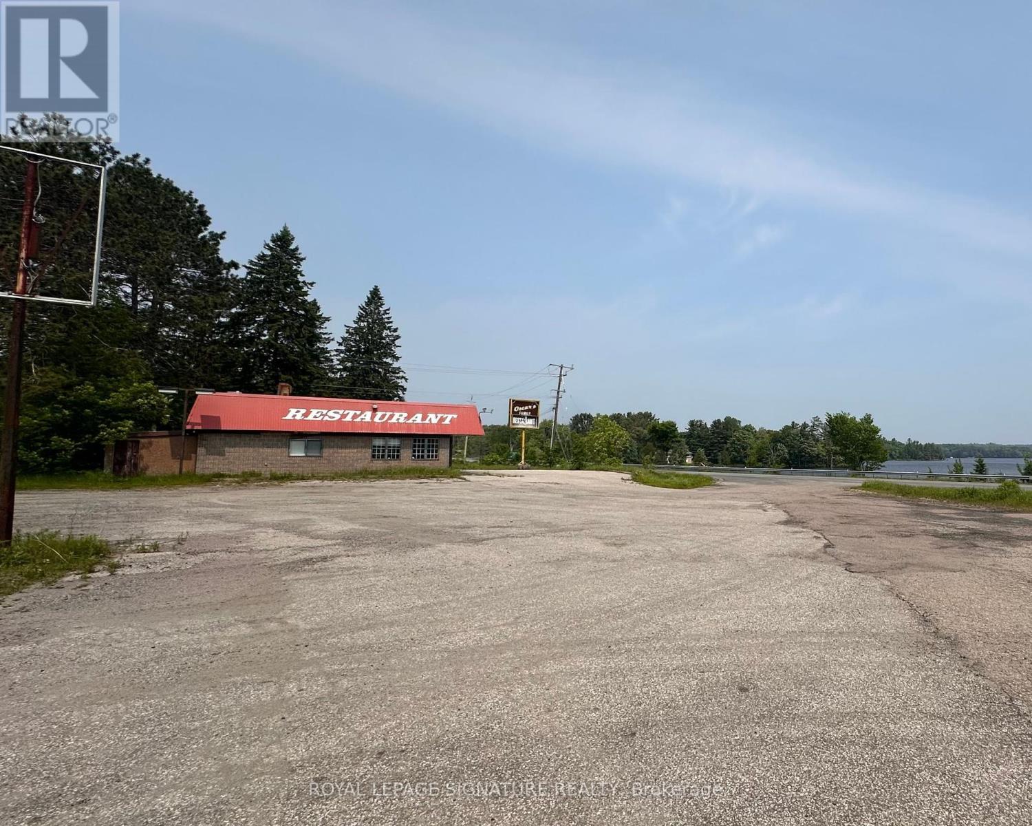 Photo 9 of 993 Lake Joseph Road, Seguin ON