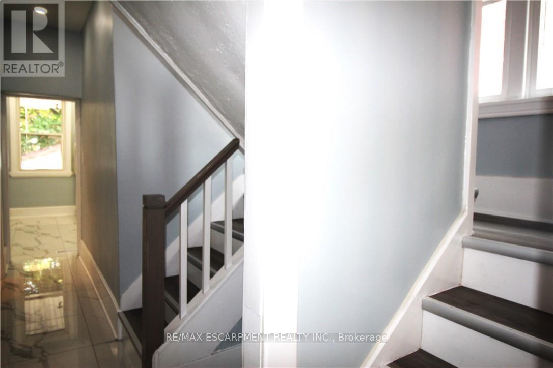 Photo 17 of 701 Wilson Street, Hamilton ON
