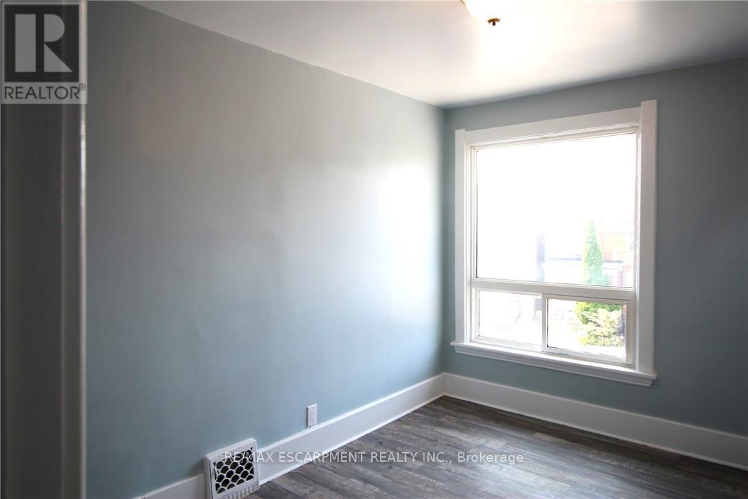 Photo 20 of 701 Wilson Street, Hamilton ON