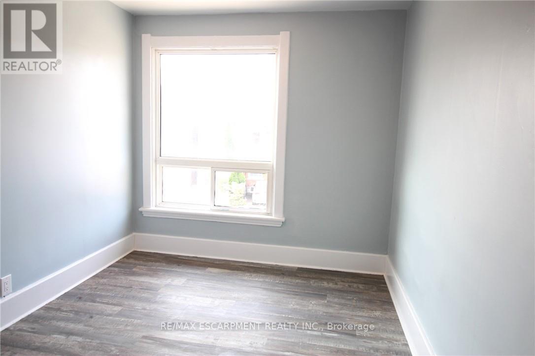Photo 27 of 701 Wilson Street, Hamilton ON