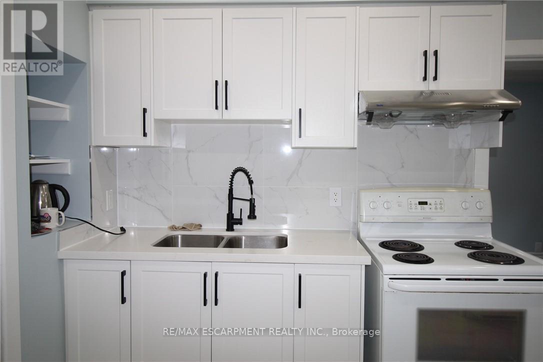 Photo 9 of 701 Wilson Street, Hamilton ON