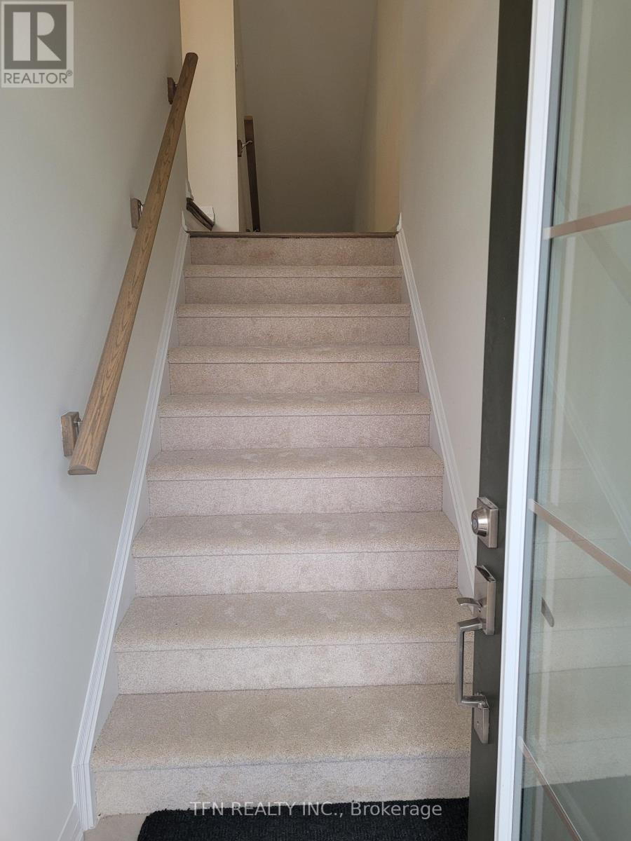 Photo 3 of 12 389 Conklin Road, Brantford ON